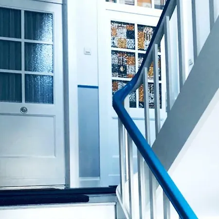 Wunderschöne Altbauwohnung Mit Flair In * Wuppertal