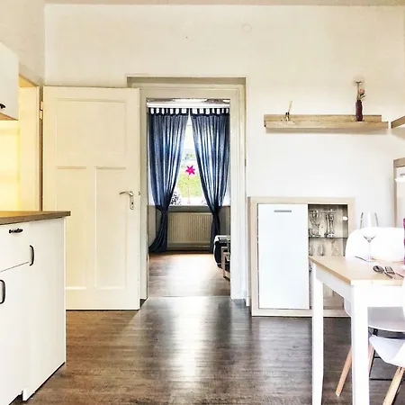 Wunderschöne Altbauwohnung Mit Flair In *