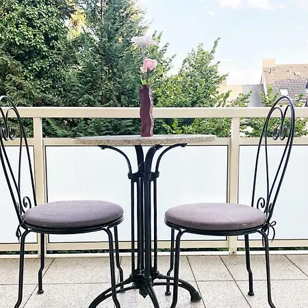 Wunderschöne Altbauwohnung Mit Flair In Apartment *