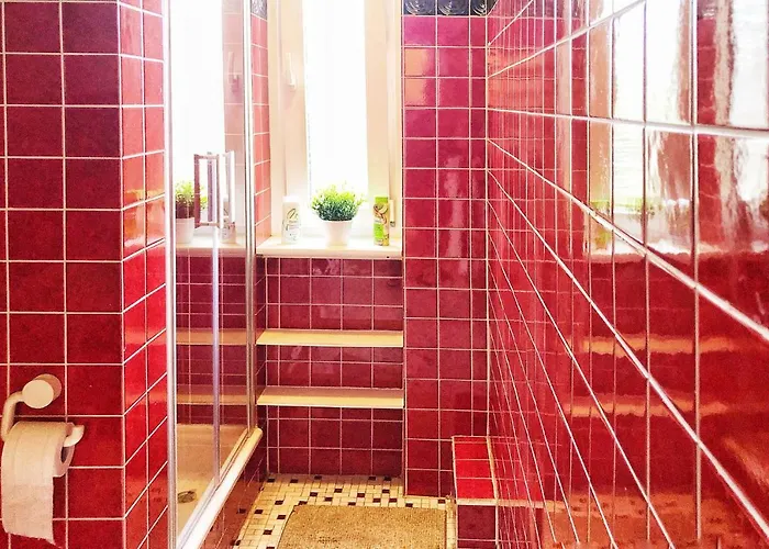 Wunderschoene Altbauwohnung Mit Flair In